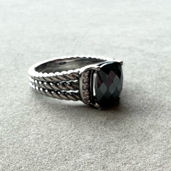 David Yurman Petite Wheaton Ring in Hematite and Pave Diamonds - Size 7 - Picture 2 of 3